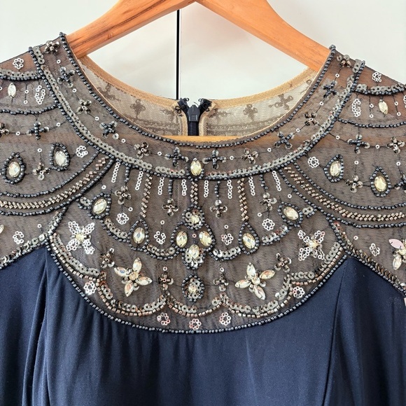 Betsy Adam Navy Embellished Shoulder Evening Gown - Picture 7 of 15